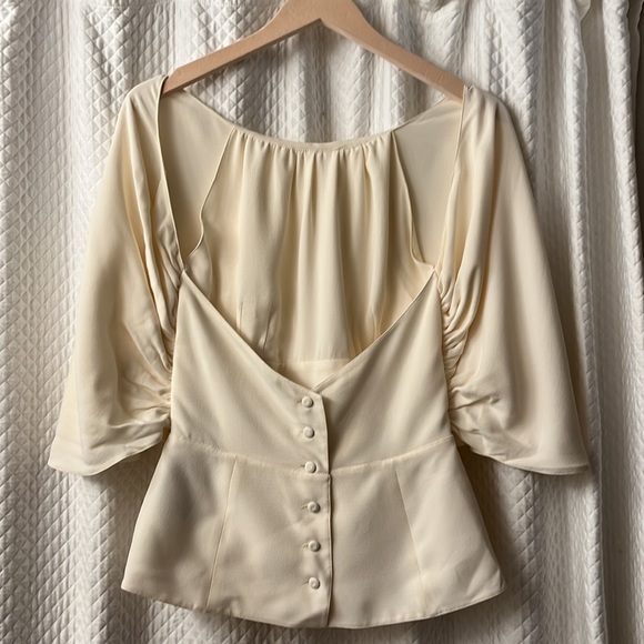 Fendi cape-style top. It 40. Cream colour - Picture 2 of 7